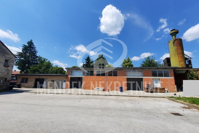 HALA OD 160 m2 - LJUBEŠĆICA